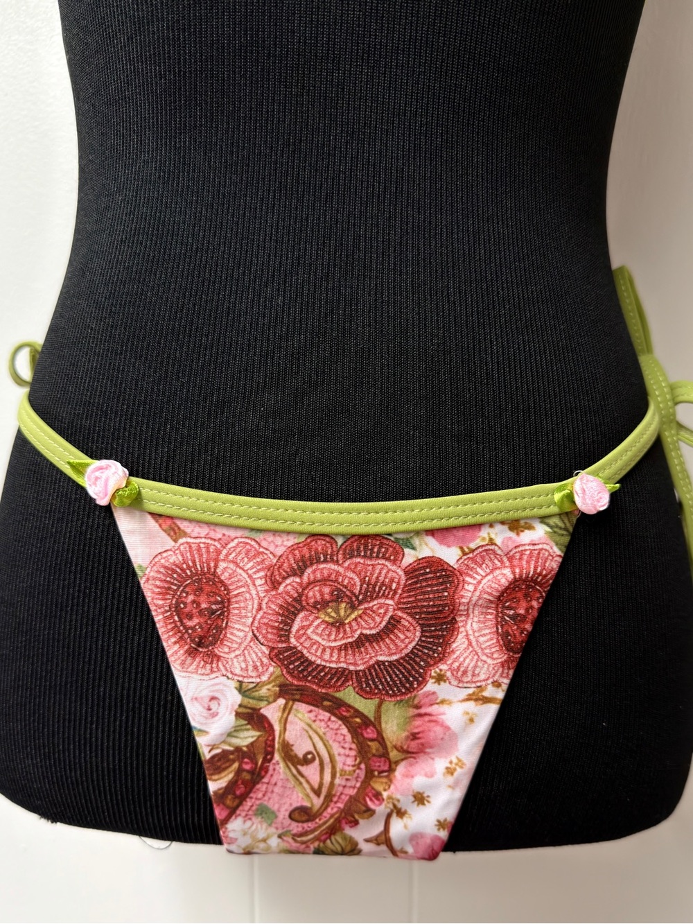 Floral Pink & Green Triangle Bikini Set with Sarong - Picture 4 of 9